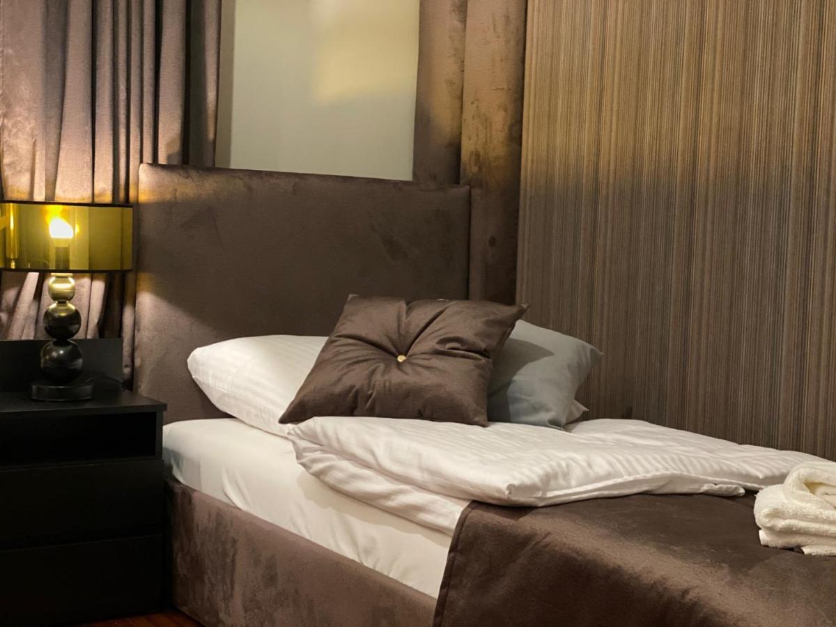Family & Business Sauna Apartments Klonowa Nad Zalewem, Unikat Spa Кельце Экстерьер фото